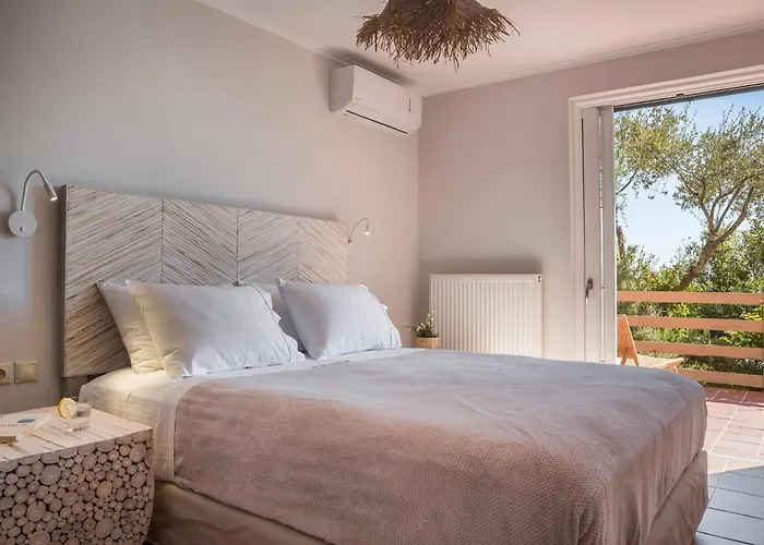 Superb Kefalonia 4 Bedrooms Froso Stunning Sea Views Villa